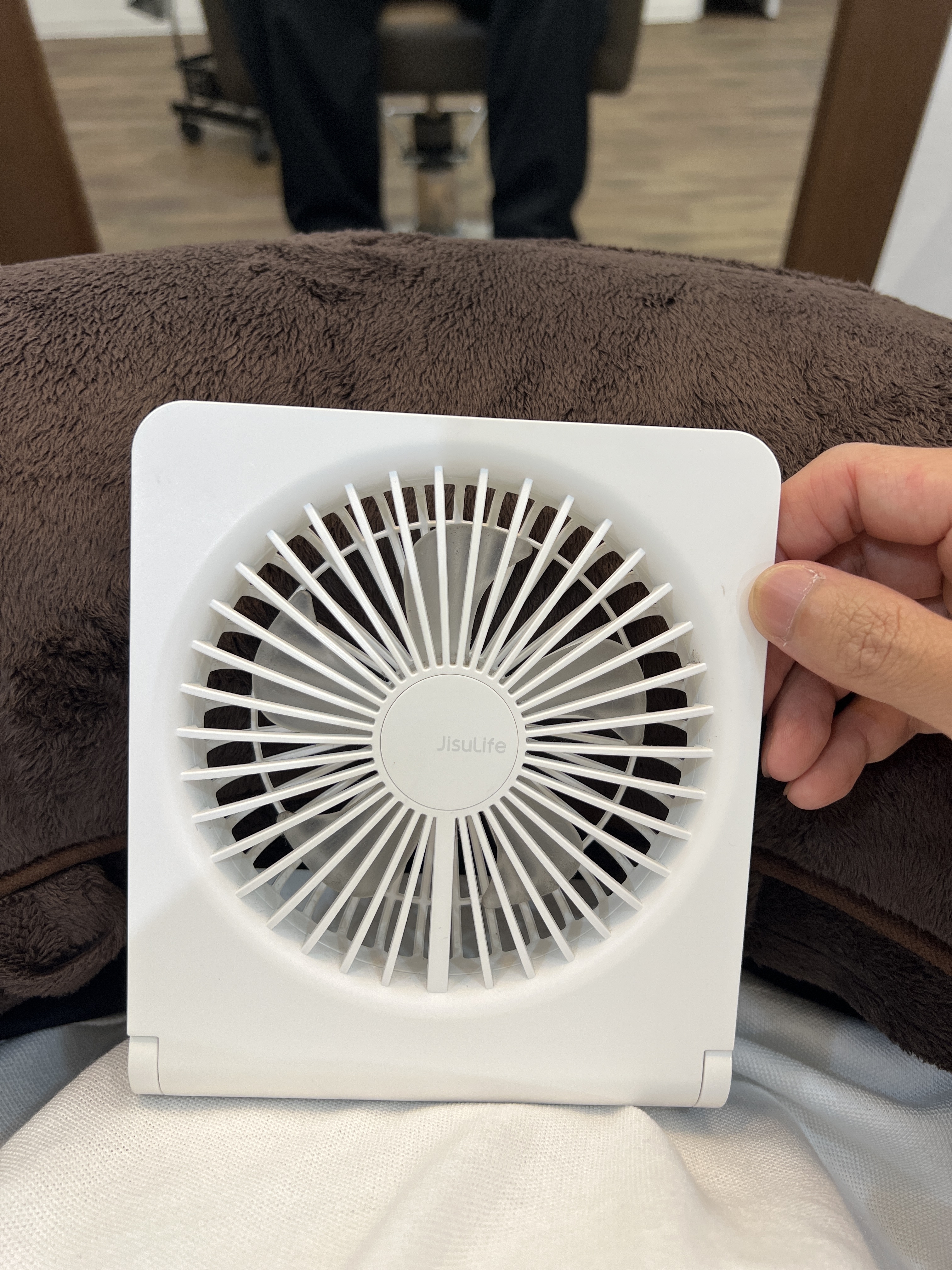 【お客様が汗だく】今すぐ汗を止める対処法